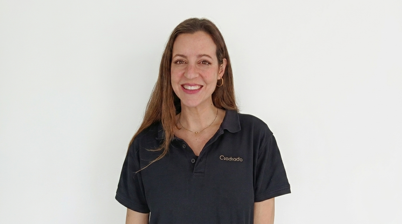 angela-clinica-dental-maria-cuadrado